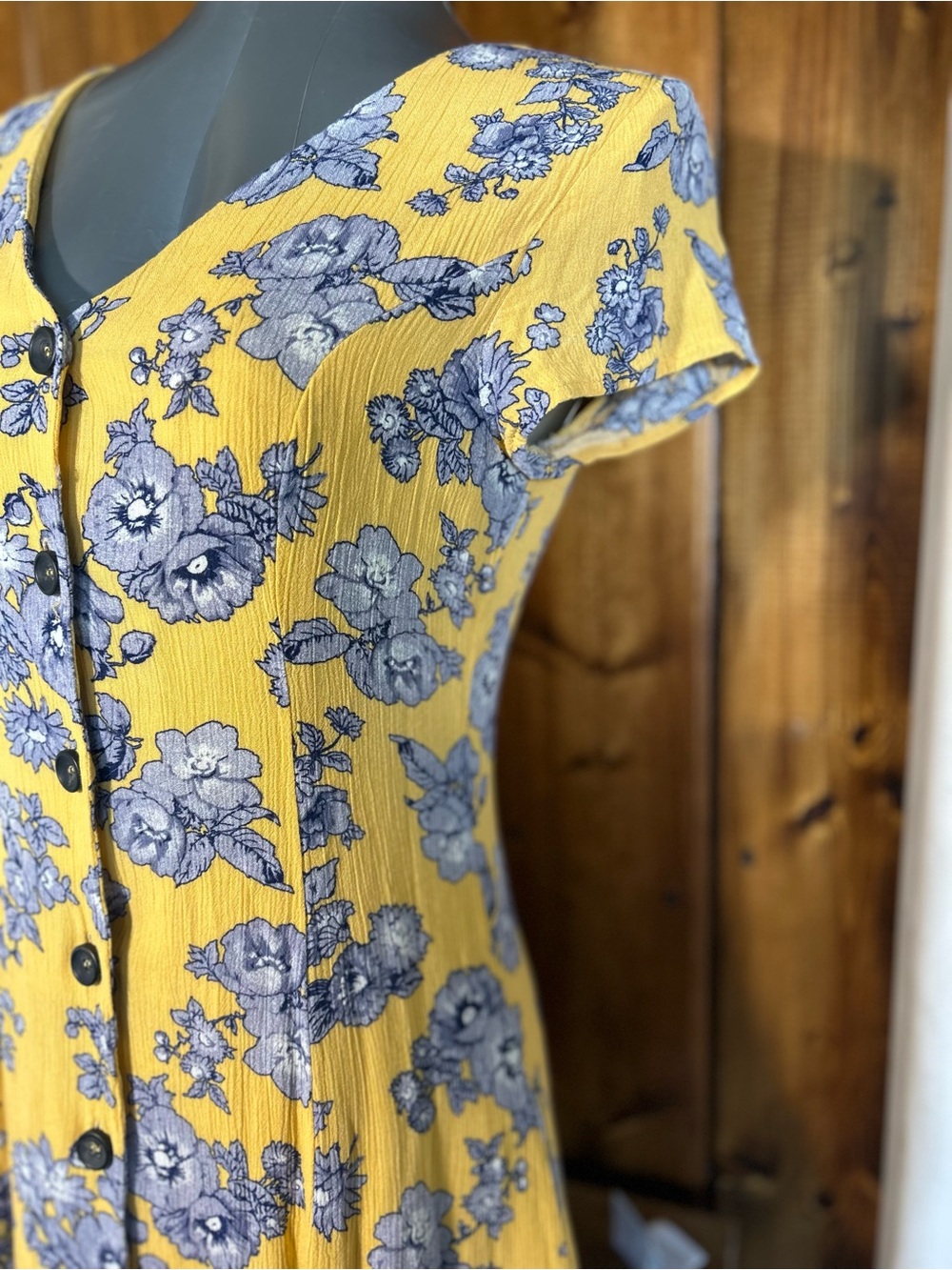 Lulu's Yellow Floral Button-Front Midi Dress - Picture 4 of 7